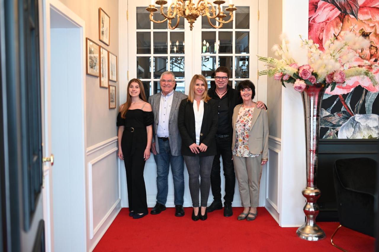 Boutique-Hotel Stadtvilla Hodes フルダ エクステリア 写真