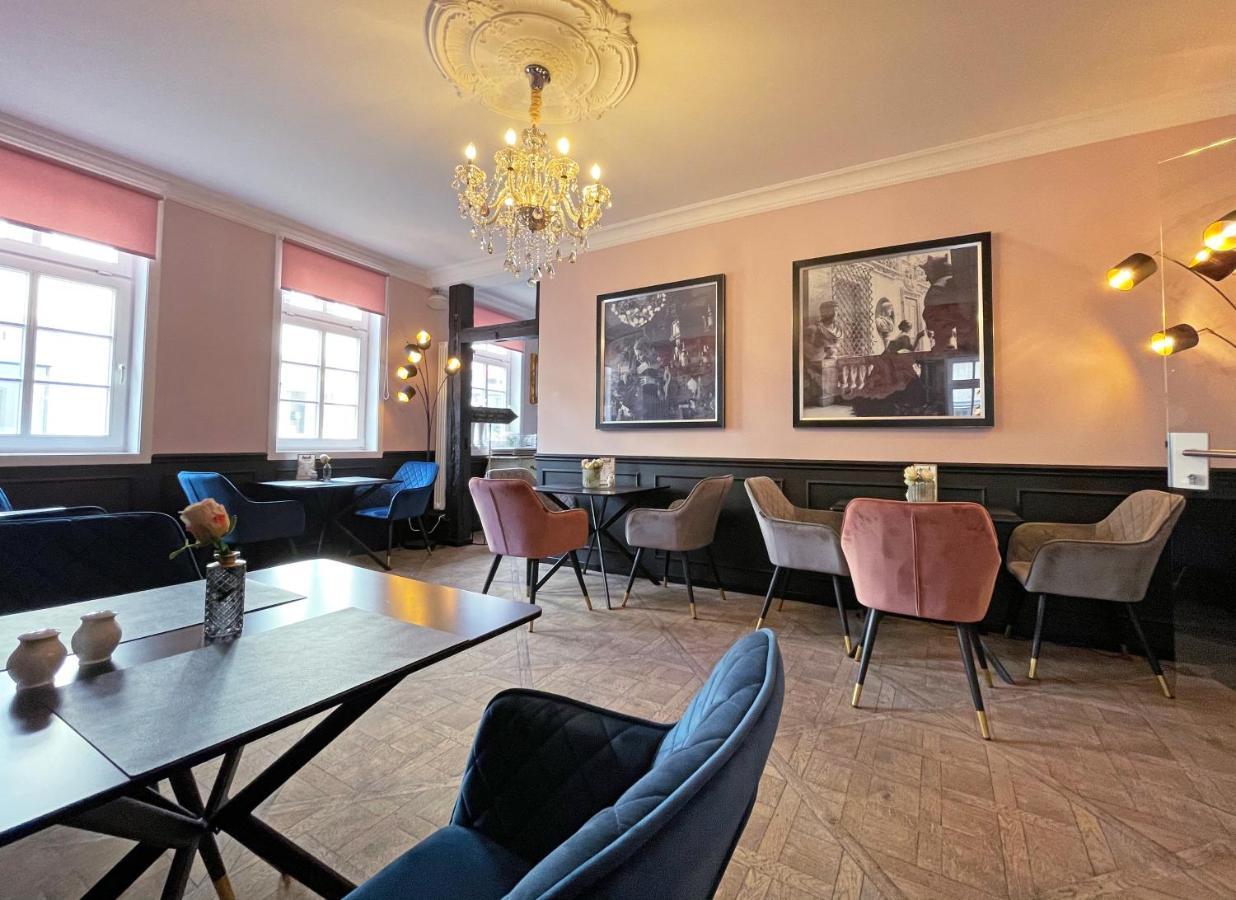 Boutique-Hotel Stadtvilla Hodes フルダ エクステリア 写真
